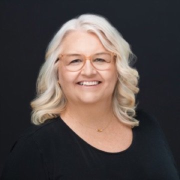Trudi Hendry, Real Estate Partner